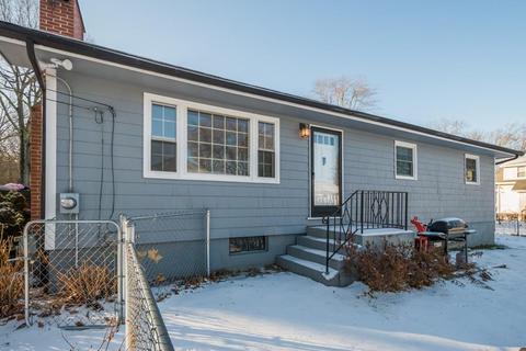 16 Nonquit St, Worcester, MA 01604 photo 2