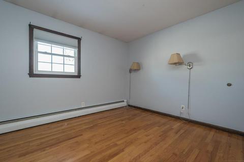 16 Nonquit St, Worcester, MA 01604 photo 10