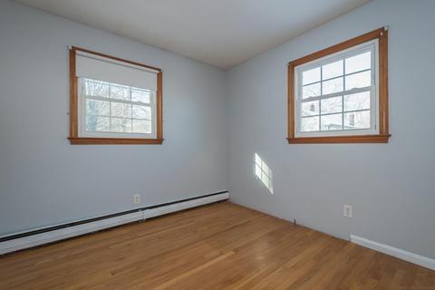 16 Nonquit St, Worcester, MA 01604 photo 13