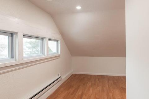 206 Marsden St, Springfield, MA 01109 photo 18