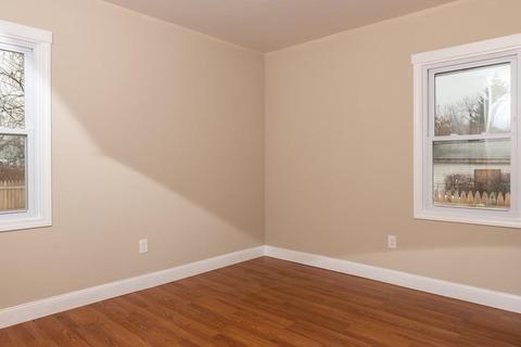 206 Marsden St, Springfield, MA 01109 photo 12