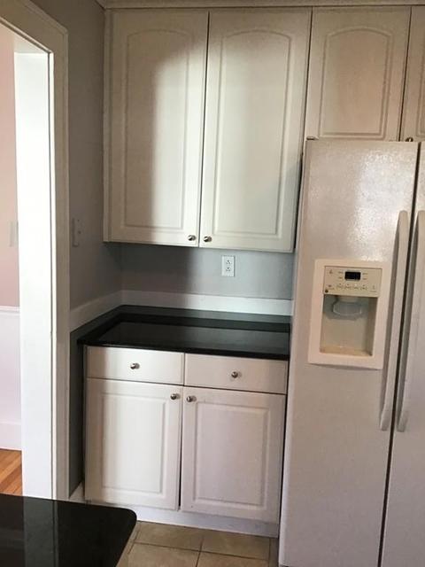 16 Fenimore Blvd, Springfield, MA 01108 photo 4