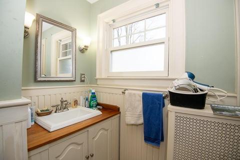 2 Beeching St, Worcester, MA 01602 photo 28