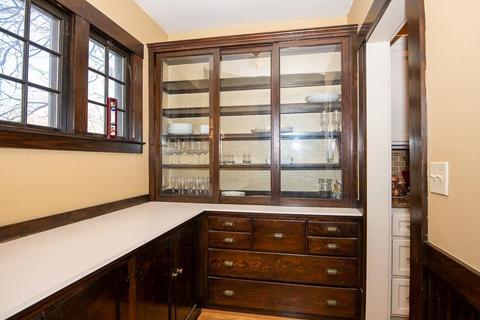 2 Beeching St, Worcester, MA 01602 photo 8