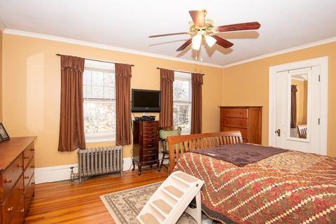 2 Beeching St, Worcester, MA 01602 photo 24