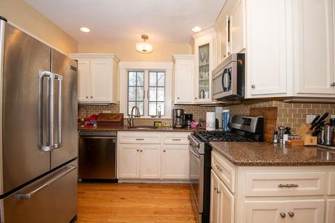 2 Beeching St, Worcester, MA 01602 photo 11