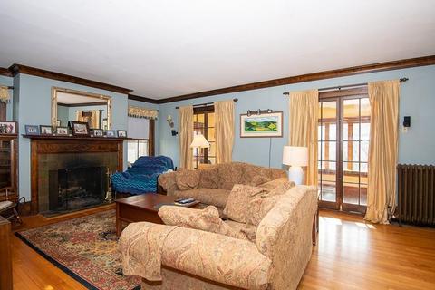 2 Beeching St, Worcester, MA 01602 photo 18