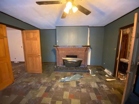 296 Dickinson St, Springfield, MA 01108 photo 5