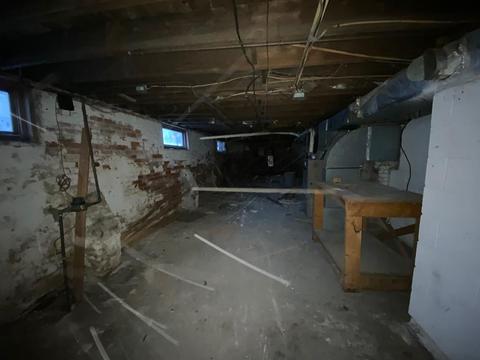 296 Dickinson St, Springfield, MA 01108 photo 26