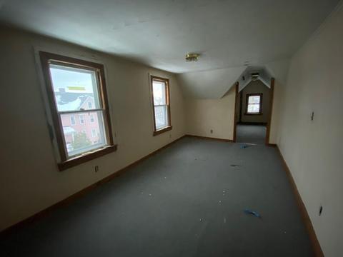 296 Dickinson St, Springfield, MA 01108 photo 21