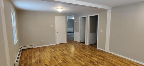 93 Pomeroy St, Easthampton, MA 01027 photo 7