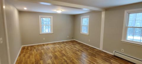 93 Pomeroy St, Easthampton, MA 01027 photo 8