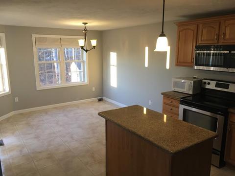 67 Sophia Dr, Worcester, MA 01607 photo 5
