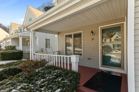 39 Midgley Ln, Worcester, MA 01604 photo 5