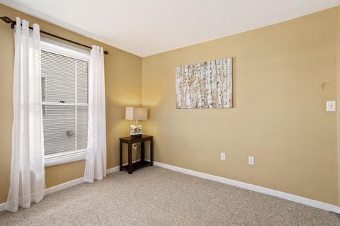 39 Midgley Ln, Worcester, MA 01604 photo 7