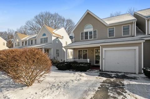 39 Midgley Ln, Worcester, MA 01604 photo 2