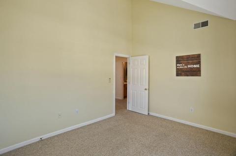 39 Midgley Ln, Worcester, MA 01604 photo 23