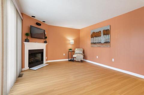 39 Midgley Ln, Worcester, MA 01604 photo 12