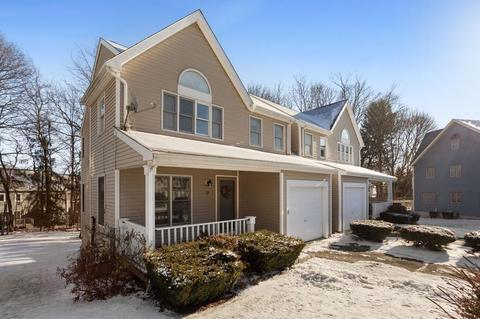 39 Midgley Ln, Worcester, MA 01604 photo 3