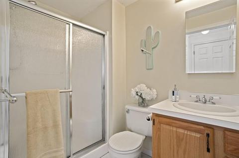 39 Midgley Ln, Worcester, MA 01604 photo 28