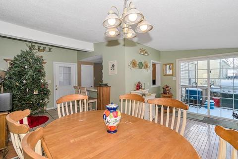 36 Oconnell St, Springfield, MA 01104 photo 6