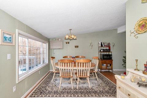 36 Oconnell St, Springfield, MA 01104 photo 9