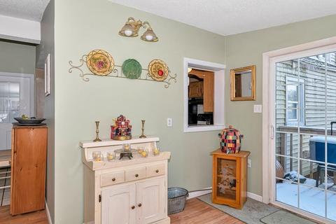 36 Oconnell St, Springfield, MA 01104 photo 7