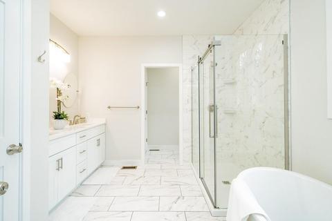 46 Pomeroy St, Easthampton, MA 01027 photo 24