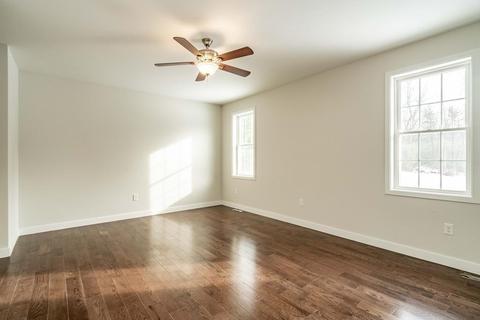 46 Pomeroy St, Easthampton, MA 01027 photo 27
