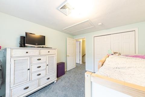 33 Nicholas Dr, Wareham, MA 02571 photo 33