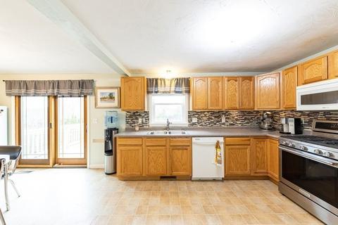 33 Nicholas Dr, Wareham, MA 02571 photo 10
