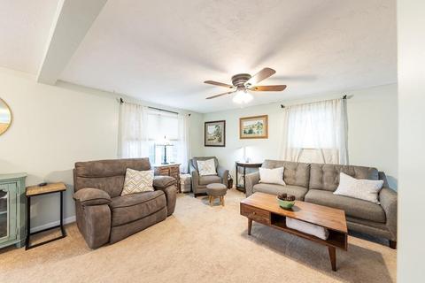 33 Nicholas Dr, Wareham, MA 02571 photo 15