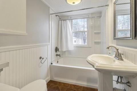 50 Plain St, Upton, MA 01568 photo 11