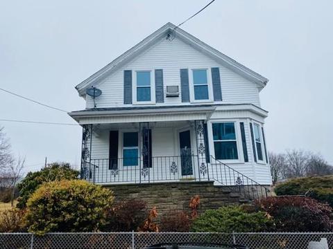 560 Lawton St, Fall River, MA 02721 photo 1