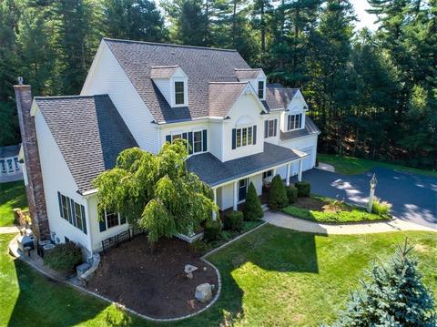 1 Fox Run Rd, Upton, MA 01568 photo 1