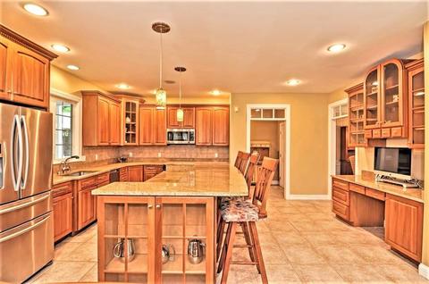 1 Fox Run Rd, Upton, MA 01568 photo 7