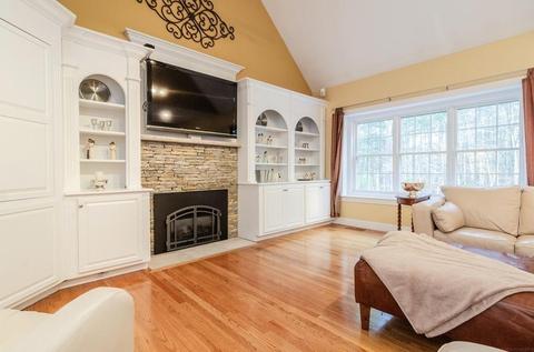 1 Fox Run Rd, Upton, MA 01568 photo 9