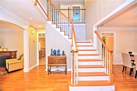 1 Fox Run Rd, Upton, MA 01568 photo 3