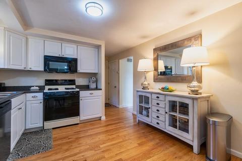 62 Downer Ave, Hingham, MA 02043 photo 9