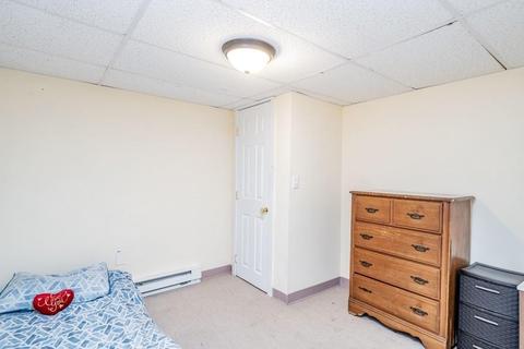 57 Pelham St, Springfield, MA 01109 photo 14