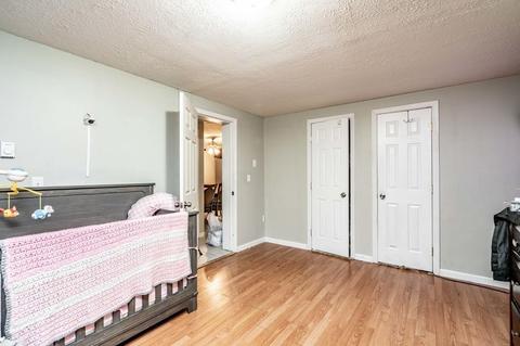 57 Pelham St, Springfield, MA 01109 photo 18