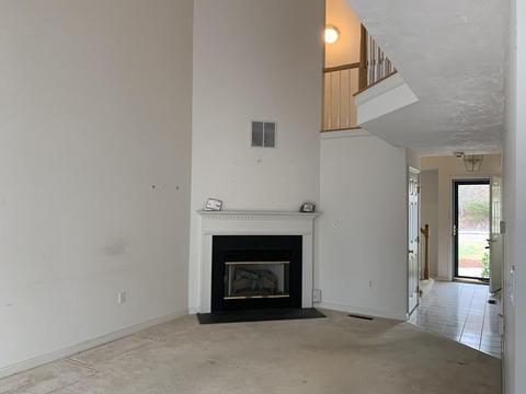 24 Coldspring Dr #D, Sutton, MA 01590 photo 4