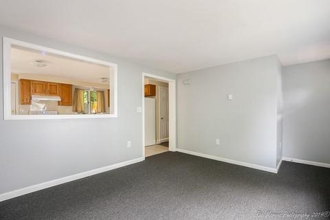 12 Bridge St, Danvers, MA 01923 photo 3