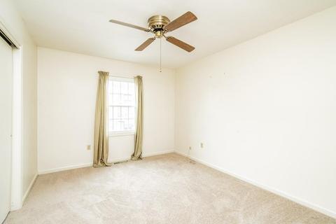 40 Halifax Ct #C, Springfield, MA 01108 photo 16