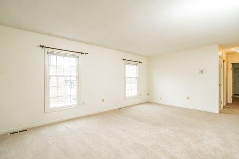 40 Halifax Ct #C, Springfield, MA 01108 photo 10