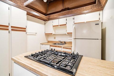 40 Halifax Ct #C, Springfield, MA 01108 photo 9