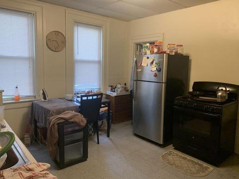 240 Franklin St, Springfield, MA 01104 photo 4