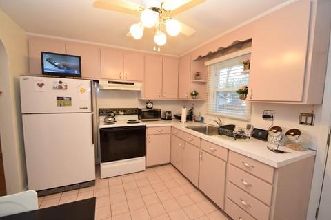 37 Bartlett Rd, Randolph, MA 02368 photo 6