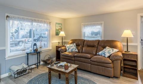 25 Gitche Gumee Rd, Wareham, MA 02532 photo 3