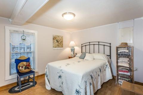 25 Gitche Gumee Rd, Wareham, MA 02532 photo 9